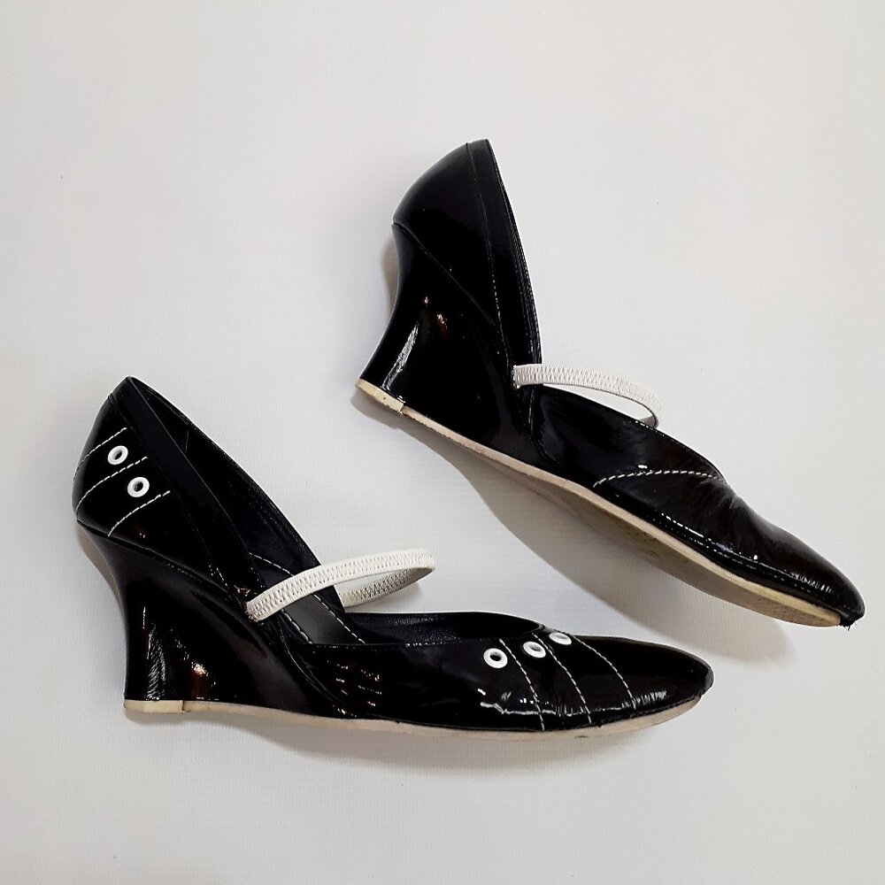 KENNETH COLE Nautical Style Wedge Heel Mary Janes in Black Patent Leather